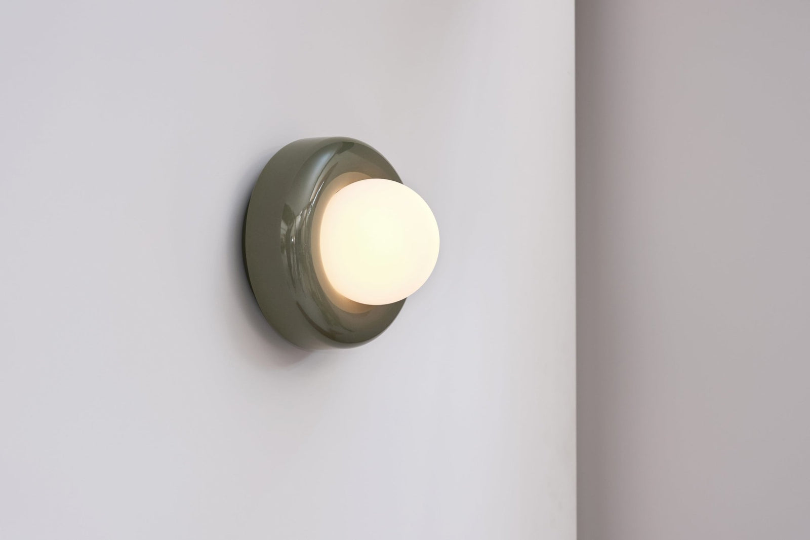 Nelly Wall Light Olive