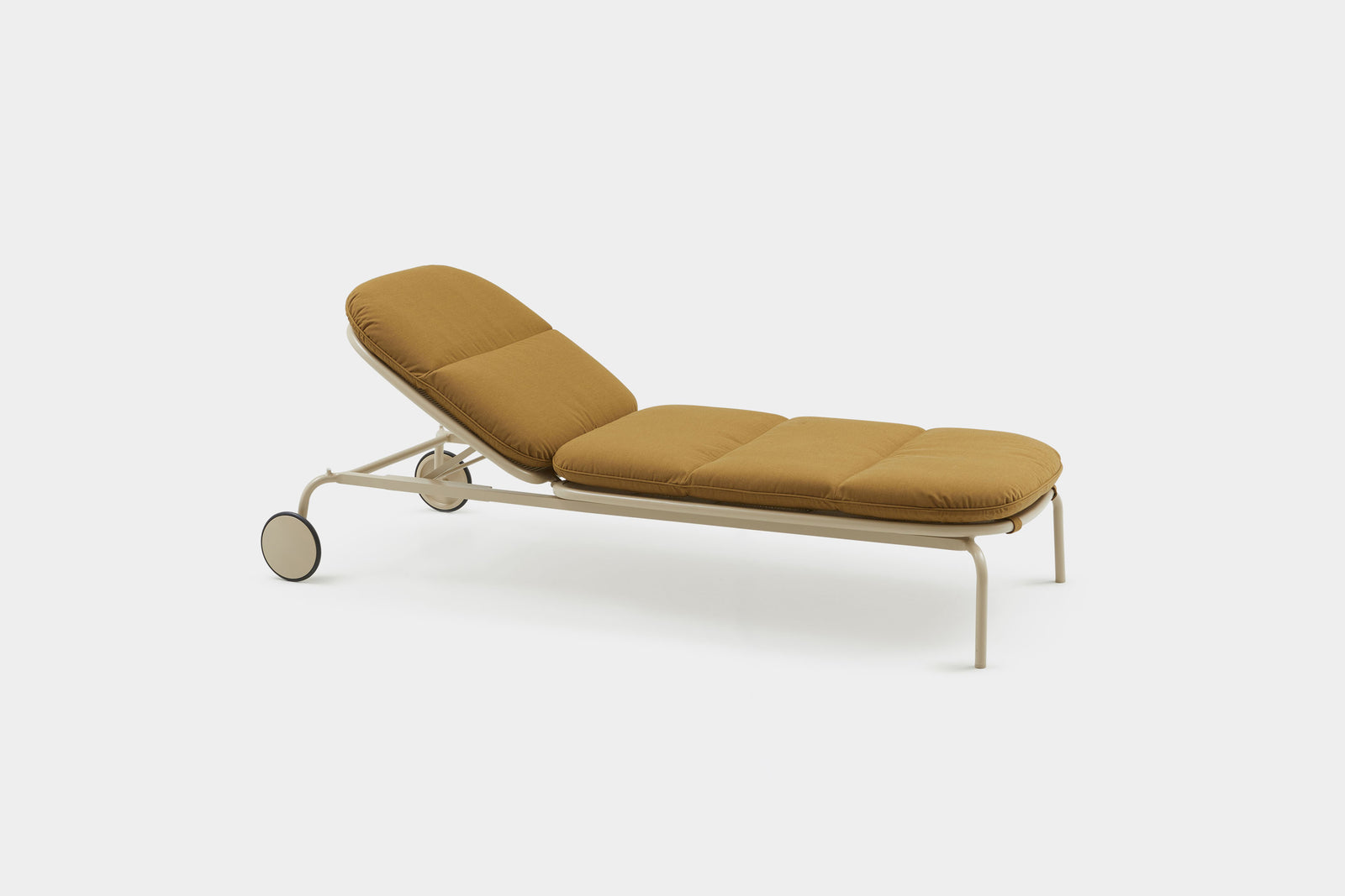 Nilo Sun Lounger With Wheels Crema