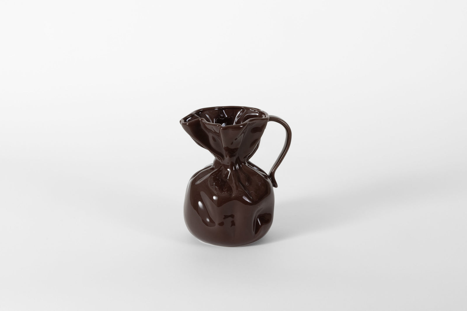 Byon Crumple Jug Chocolate