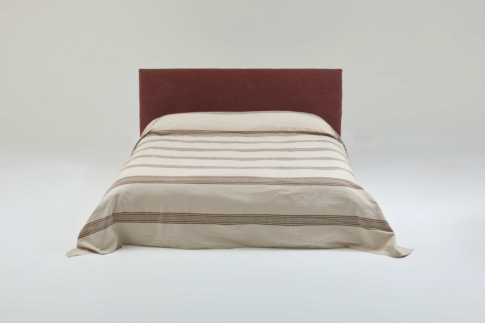 Sora Bed Cover Stripe