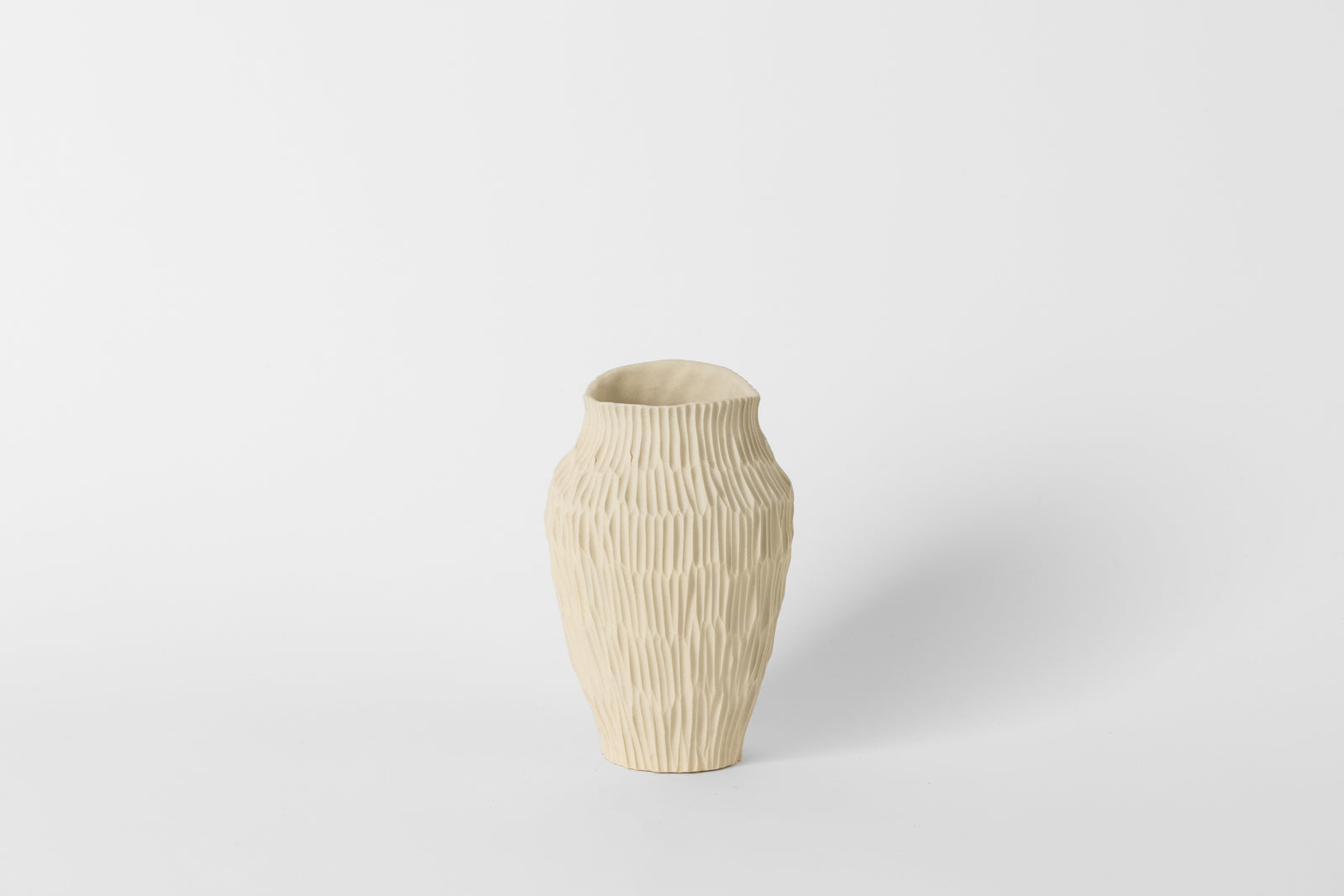 Curved Vase Nude Vase 11 X 22CM Nude